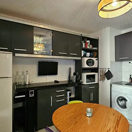 Апартаменты Cozy Beachside For 4 With Wifi In Cap D'agde *