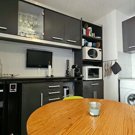 Апартаменты Cozy Beachside For 4 With Wifi In Cap D'agde *