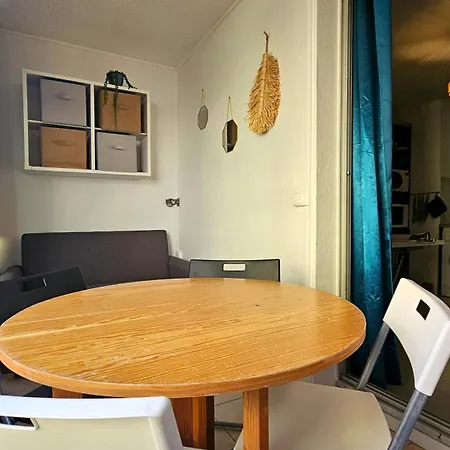 Апартаменты Cozy Beachside For 4 With Wifi In Cap D'agde