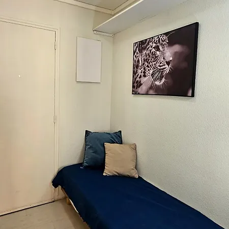 Апартаменты Cozy Beachside For 4 With Wifi In Cap D'agde *