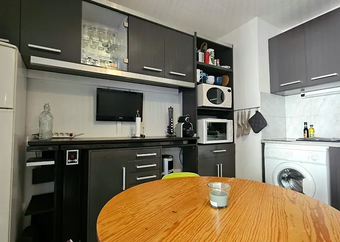 Apartment Cozy Beachside For 4 With Wifi In Cap D'agde *